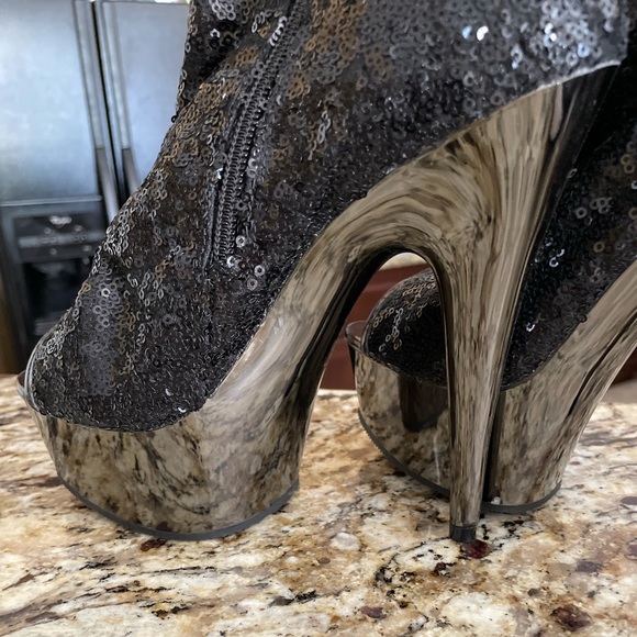 SOLD!!! Black sequin boots with mirror platform! - Picture 2 of 5